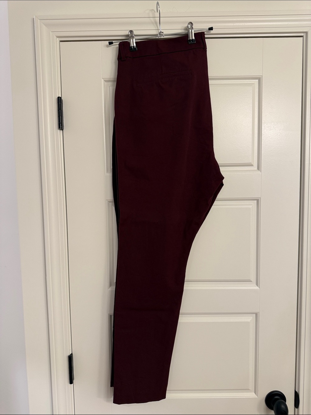 Old Navy Women's Burgundy Cropped Dress Pants